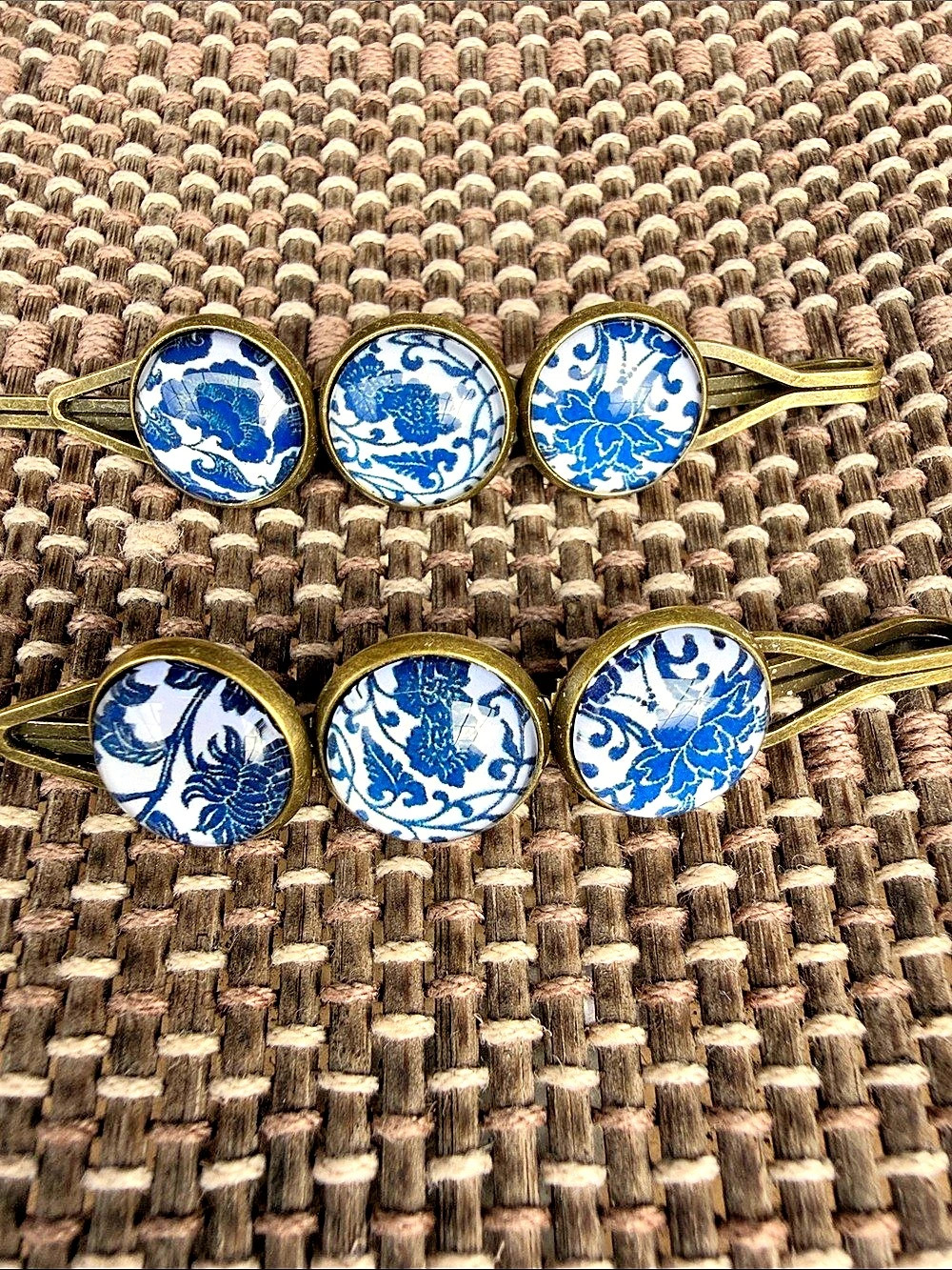 Blue & White Floral Bracelet Set Like New
